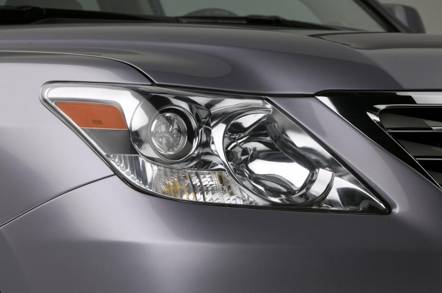  Lexus LX570 2008 года  (фото 103 из 221)